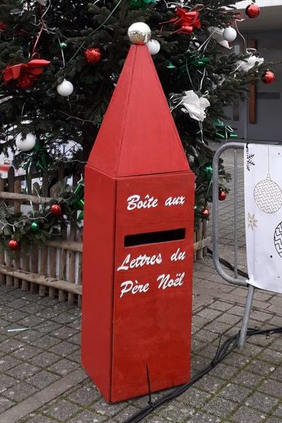Coffret-cadeau Village de Noël  idéal pour 1 personne à 32,10 €